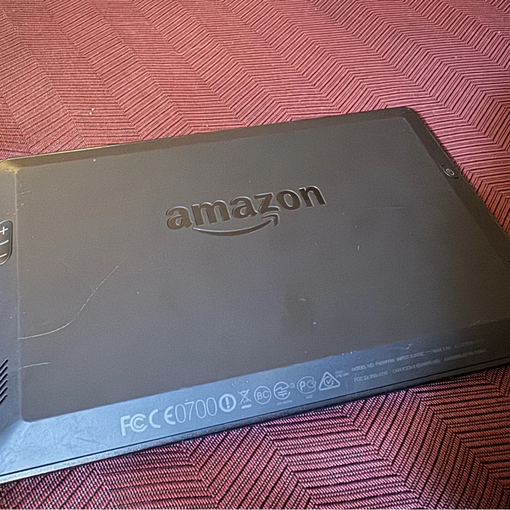 Amazon Kindle Fire HD 7 (3rd Generation) Tablet P48WVB4